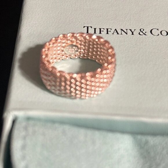 New, Never Worn Tiffany & Co. Sterling Silver Somerset Mesh Ring - size 6 - Picture 1 of 4